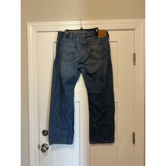 Levi’s 514 Jeans Mens 40x32 Regular Straight 100% Cotton Medium Wash Blue Denim - Picture 5 of 5